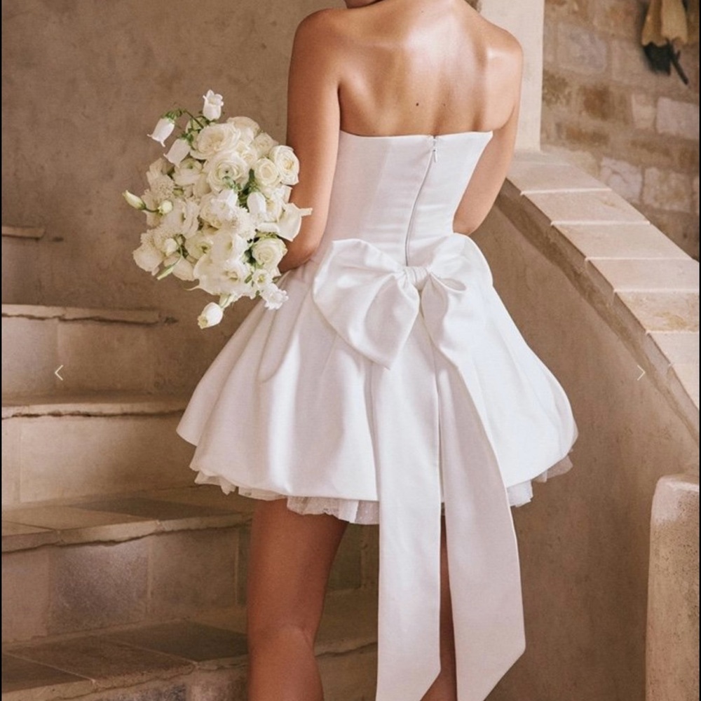 House of CB Strapless White Dress with Bow Noelle dress - Picture 4 of 10